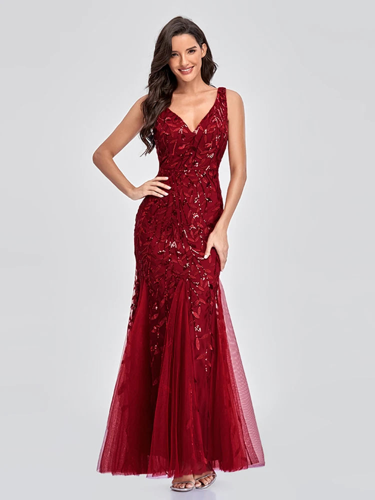 Glamorous Sleeveless V-Neck Tulle Sequin Mermaid Cocktail Dress for Unforgettable Nights