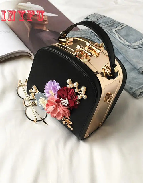 Load image into Gallery viewer, Elegant Flower Metal Clip Square Bag – Fashionable Shoulder Handbag for Dinners &amp; Events
