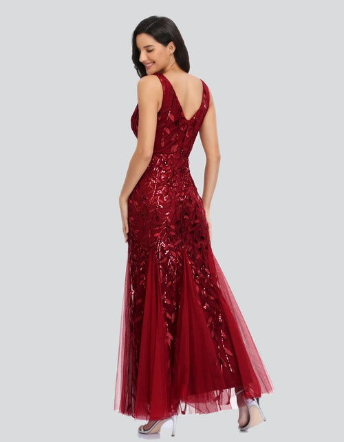 Load image into Gallery viewer, Glamorous Sleeveless V-Neck Tulle Sequin Mermaid Cocktail Dress for Unforgettable Nights
