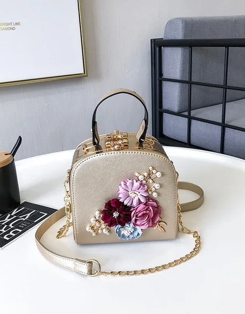 Load image into Gallery viewer, Elegant Flower Metal Clip Square Bag – Fashionable Shoulder Handbag for Dinners &amp; Events
