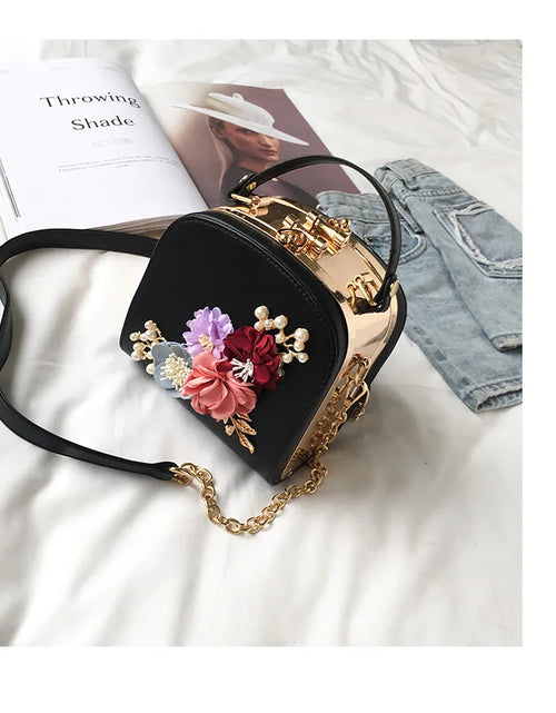 Load image into Gallery viewer, Elegant Flower Metal Clip Square Bag – Fashionable Shoulder Handbag for Dinners &amp; Events
