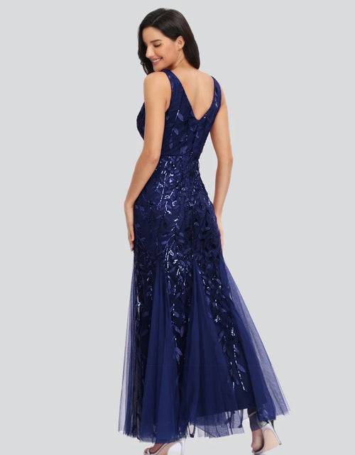 Load image into Gallery viewer, Glamorous Sleeveless V-Neck Tulle Sequin Mermaid Cocktail Dress for Unforgettable Nights
