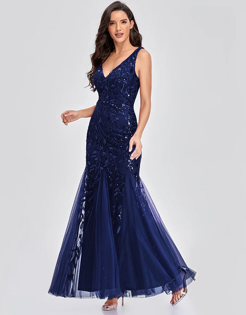 Load image into Gallery viewer, Glamorous Sleeveless V-Neck Tulle Sequin Mermaid Cocktail Dress for Unforgettable Nights
