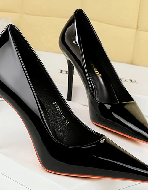 Load image into Gallery viewer, Timeless Elegance: 9.5cm Glossy Stiletto Heels for Every Occasion
