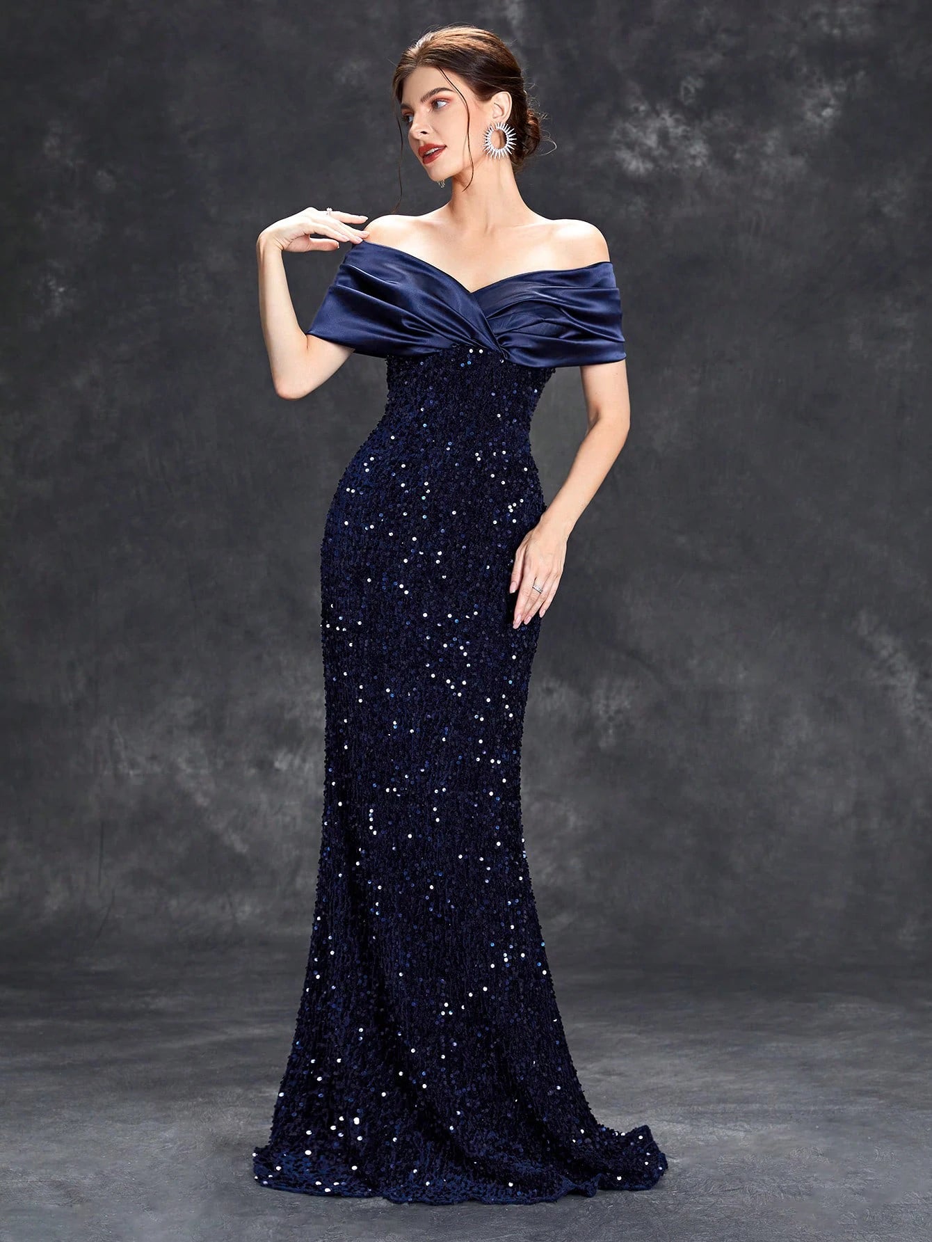 Elegant Velvet Sequin Fishtail Evening Gown – Perfect for Every Occasion