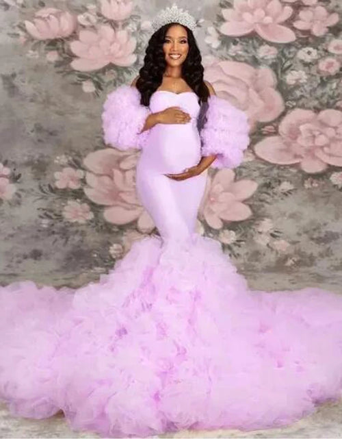 Load image into Gallery viewer, Chic Mermaid Maternity Robe – Off-Shoulder Sweetheart Photo Shoot Gown
