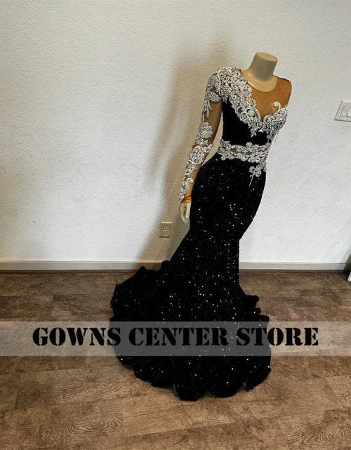 Load image into Gallery viewer, Luxury Black Sequin Mermaid Prom Dress with Beaded Rhinestones &amp; Tassels
