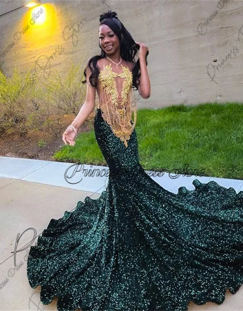 Load image into Gallery viewer, Shimmering Elegance: Luxury Tassel Sequin Mermaid Gown with Crystals
