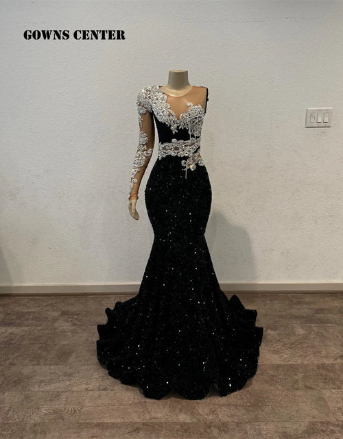 Load image into Gallery viewer, Luxury Black Sequin Mermaid Prom Dress with Beaded Rhinestones &amp; Tassels
