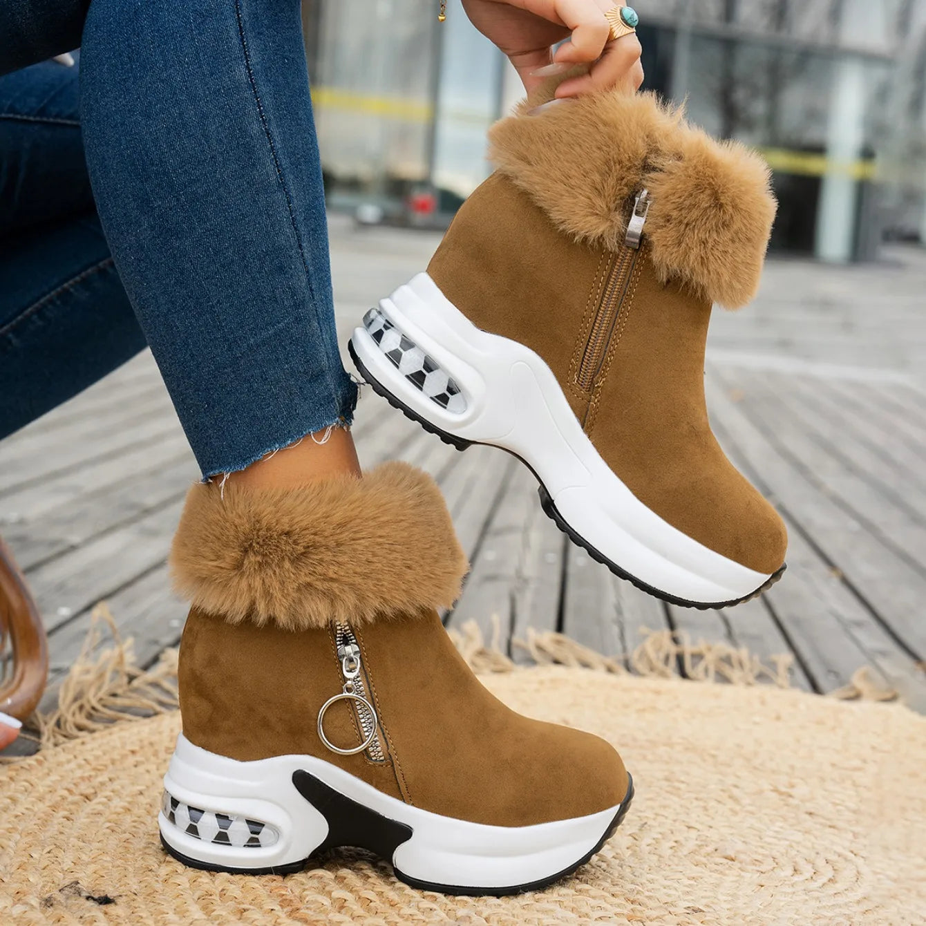 Cozy Luxe: Winter Warm Sneakers with Fluffy Comfort & Style