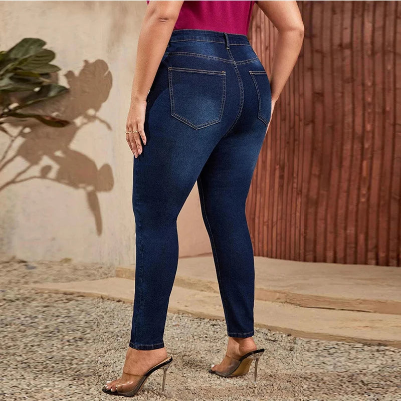 Plus-Size High-Waist Stretch Mom Jeans – Skinny Washed Denim for Women with 100kg+ Fit