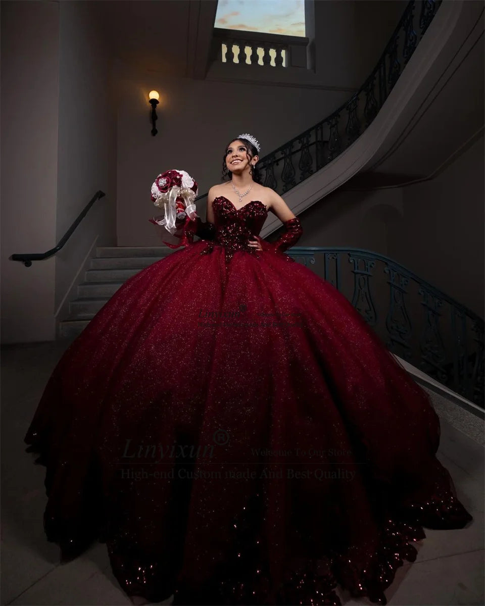 Glittering Grace: Sweetheart Sequin Princess Quinceañera Ball Gown