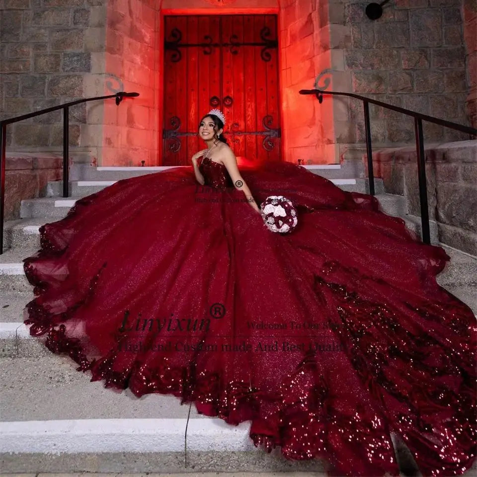 Glittering Grace: Sweetheart Sequin Princess Quinceañera Ball Gown