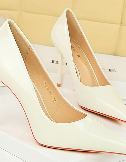 Load image into Gallery viewer, Timeless Elegance: 9.5cm Glossy Stiletto Heels for Every Occasion
