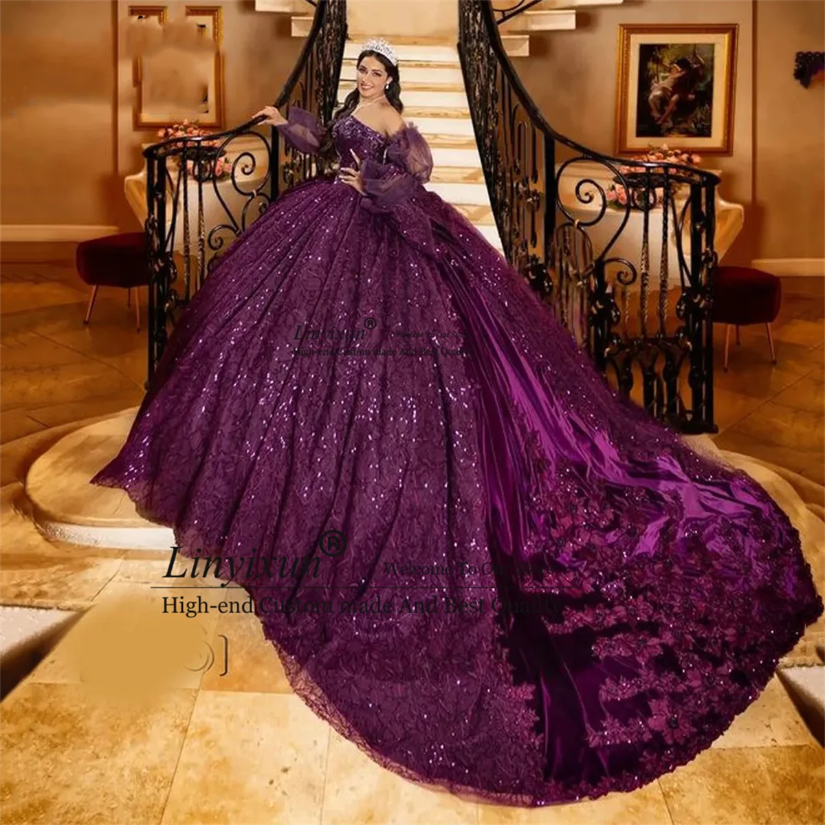 Timeless Elegance: Customized Princess Quinceañera Dress with Floral Appliques