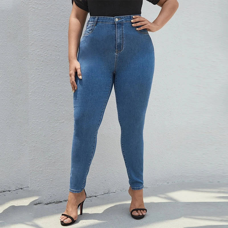 Plus-Size High-Waist Stretch Mom Jeans – Skinny Washed Denim for Women with 100kg+ Fit