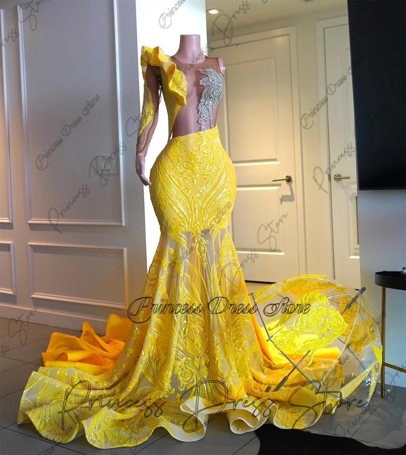 Luminous Grace: Shiny Lace Sequined Mermaid Gown with Rhinestonesns